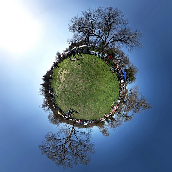 2435330621_78e0a10719_z