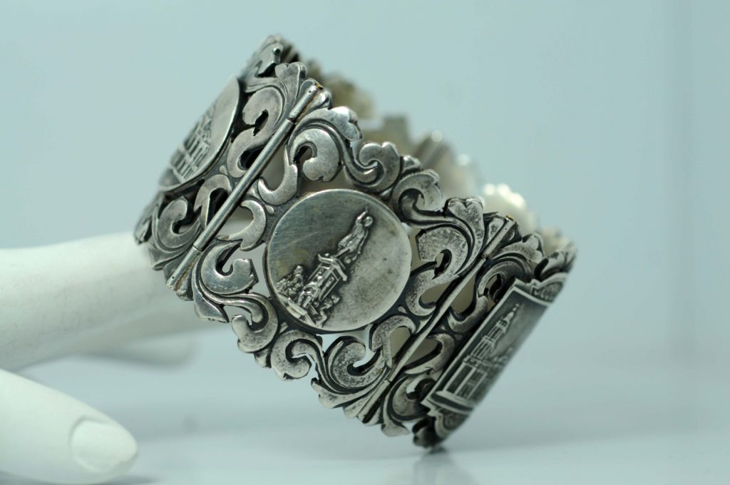 art nouveau characteristics