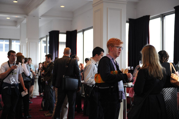 5-Creative-Ways-to-Market-Yourself-as-a-Designer-1