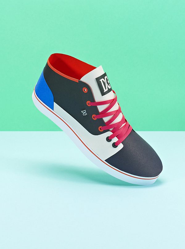 Artist-of-the-Week-3D-Paper-Art-by-Lydia-Kasumi-Shirreff-3