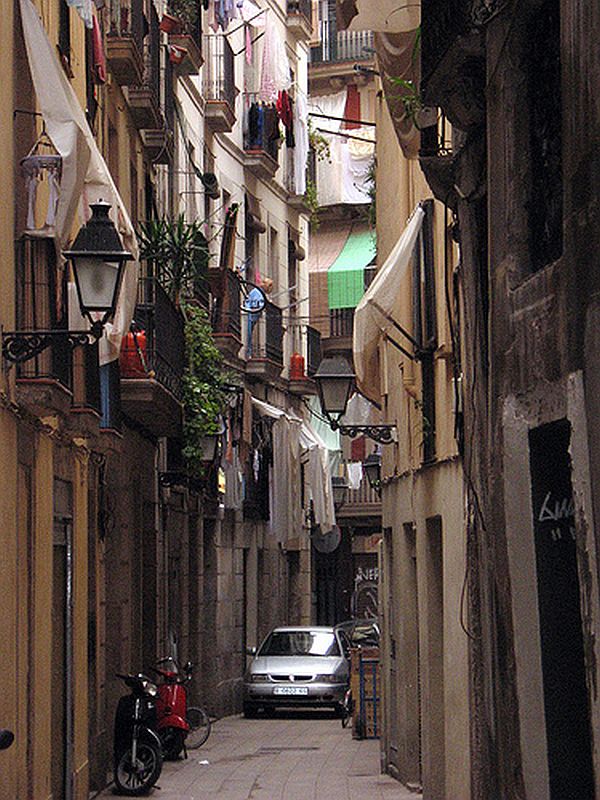 Beautiful-Photography-Get-to-Know-Barcelona-in-30-Photos-21