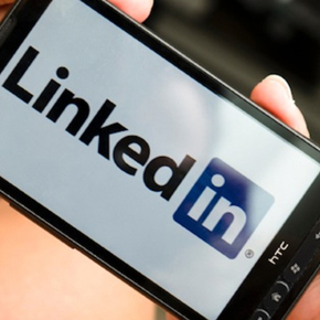 Stay Connected: Top 15 Best LinkedIn Groups for Designers