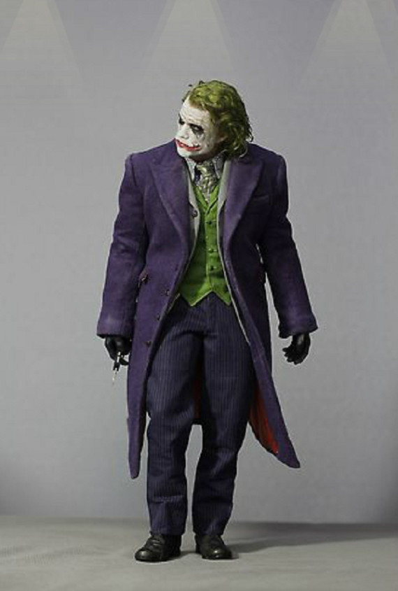 Artist-of-the-Week-Hyper-realistic-Wax-Sculptures-by-Bobby-Causey-1