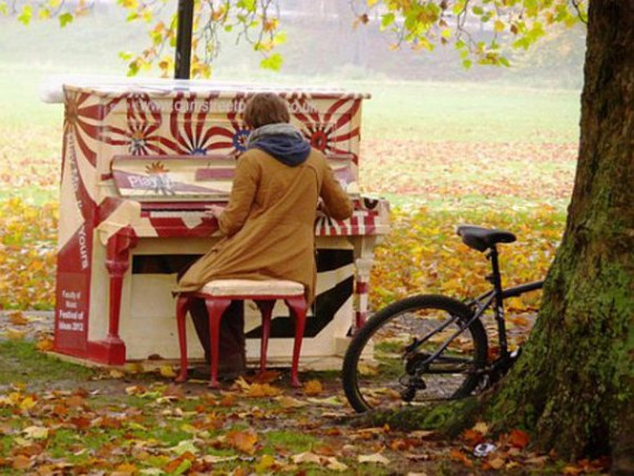 International Piano Phenomenon