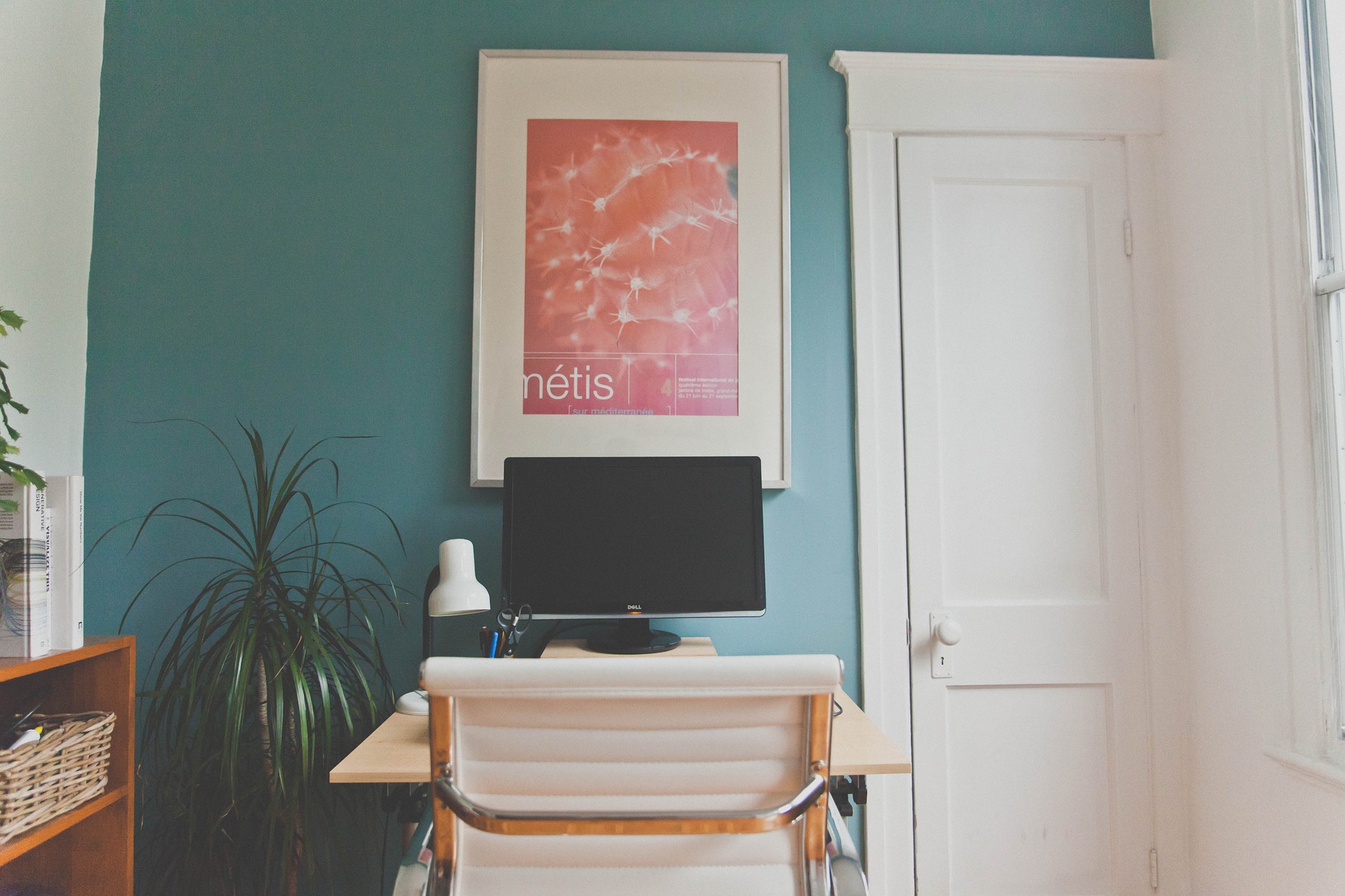 How to Create a Home Office You’ll Love to Work In
