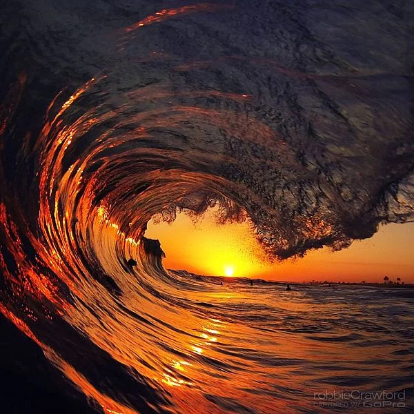 beautiful ocean waves pictures